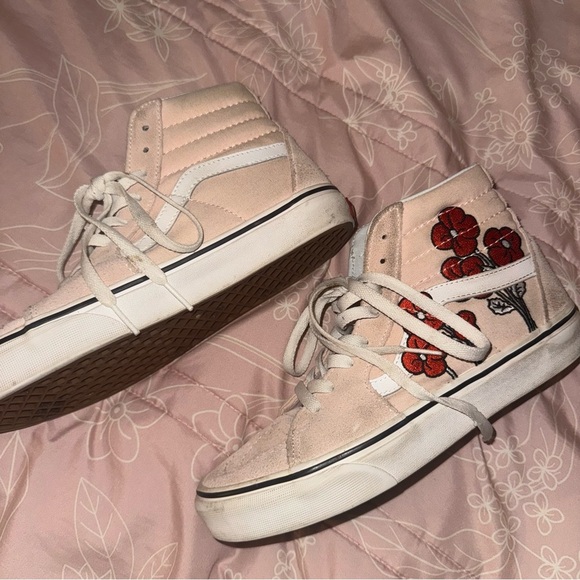 Vans SK8-Hi Mickey and Minnie sneakers 7.5 - Picture 5 of 9